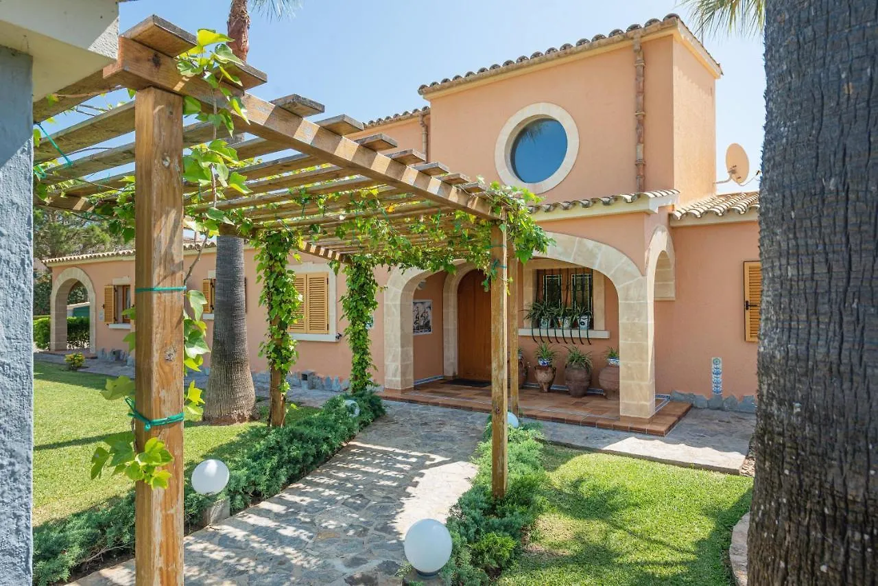 Mulholland Villa Can Picafort   Can Picafort (Mallorca)